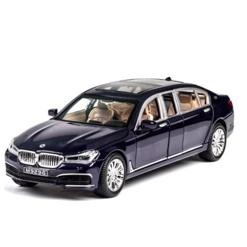 1: 24 Simulation 760li Alloy Toy Car Model With Sound and Light Door Opening Ornaments Boys Birthday Christmas New Year Gift