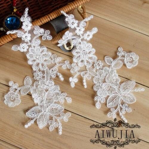 10Pieces Off White Flower Lace Applique Collar Bridal Lace Neckline Sewing On Dress Patch Hot Sale