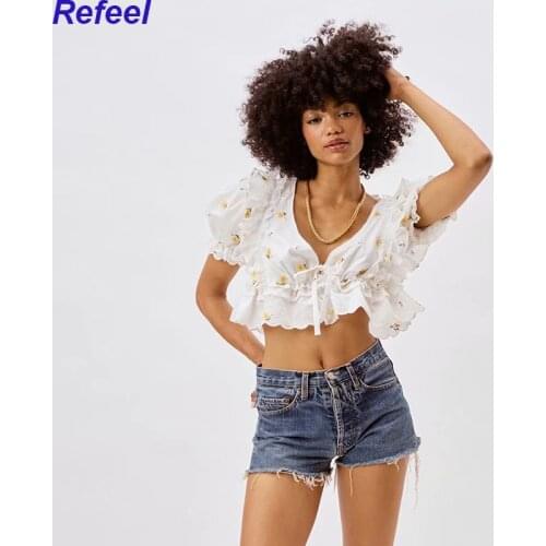 Women Sweet Fashion Tank Top Floral Embroidery Ruffled Crop Top Vintage V Neck Female Camis Blusas Chic Tops