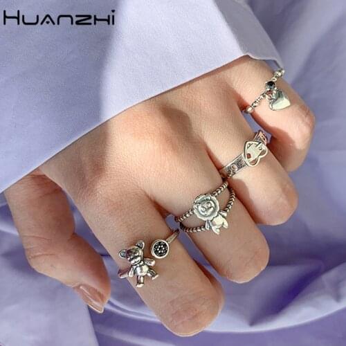 HUANZHI 2020 New Vintage Lovely Hollow Heart Belt Buckle Bear Lion Open Adjustable Metal Ring for Women Girl Party Jewelry