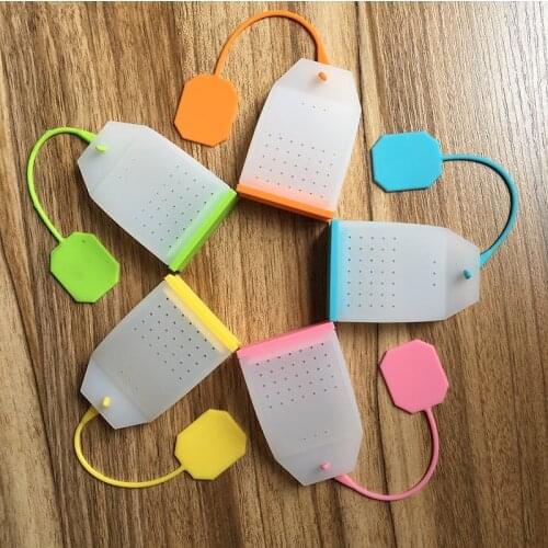 1pcs Hot Selling Bag Style Silicone Tea Strainer Herbal Spice Infuser Filter Diffuser Kitchen Coffee Tea Tools Random color