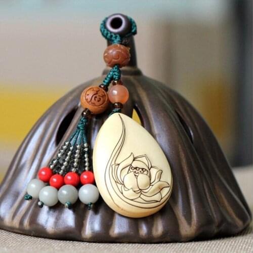 WEIYU Natural Peach Wood Keychain Key ring for Women Fashion Ethnic Wood Lotus Lucky keychains Key Holder For Car Jewelry Gift