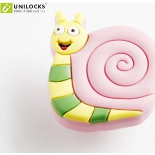 10Pcs/Lot Plastic Cartoon Snail Kitchen Cabinet And Furniture Door Knobs