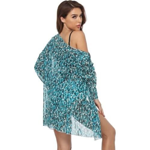 Dinneymom Women's Beach Capes