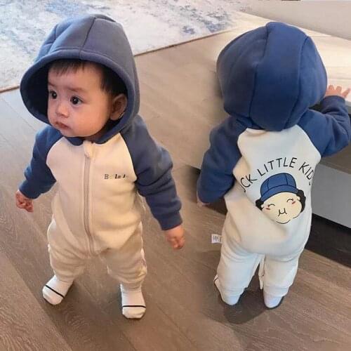 Flying Whales Slips With A Hood For Babies