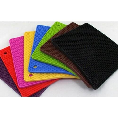 50pcs/lot 17.5*17.5cm Squares Silicone Pot Pad Holder Table Trivet Mat Non-Slip Heat Insulation