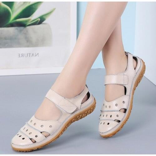Women Sandals Leather Comfortable Beach Outdoor Women Shoes 2020 New Fashion Ladies Casual Outdoor Female Sneakers Large Size