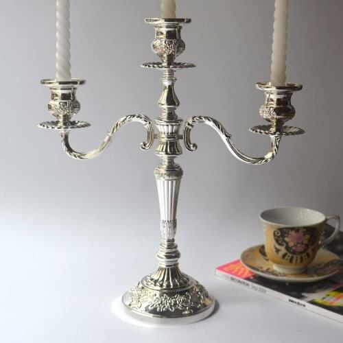European Hotel Candle Holder Wedding Romantic Dinner Decoration Silver Candlestick Luxury Metal Portavelas Table Ornament ED50ZT