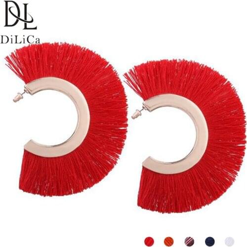 DiLiCa Fashion Women Bohemian Earrings Tassels Statement Earrings Vintage Ethnic Dangle Earring Boucles d'oreilles pompon