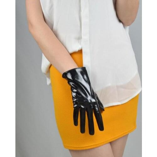 Womens patent PU leather short leather gloves female runway fashion leather driving glove 21cm TB857