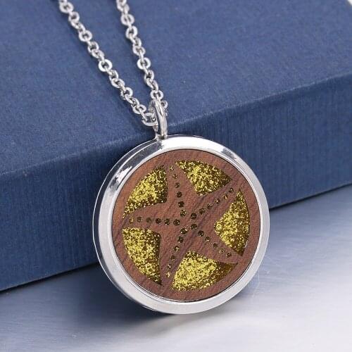 1pc Hollow Floating Starfish Locket Wooden Pendant Jewelry Aroma Perfume Fragrance Essential Oil Diffuser Locket Necklace