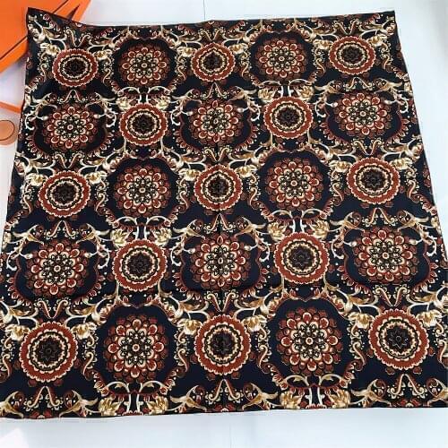 90cm Twill Silk Curled Square Scarf Hand Rolled Hem Bohemia Women Shawl Brand Hijab Scarf Foulard Head Scarves Design Bandana