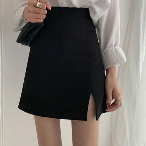 Black high waist split skirt female 2021 spring new a-line short skirt bag hip skirt design sense medieval skirt