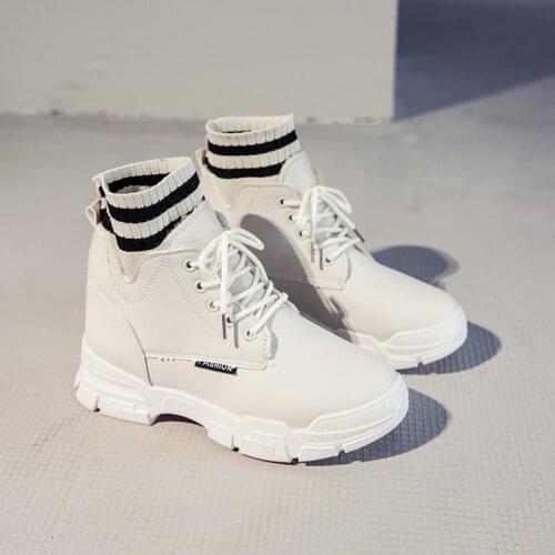 Martin boots womens winter plus velvet new wild British style breathable womens shoes thick-soled increased short boots tide