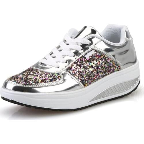 Caadhy Footwear