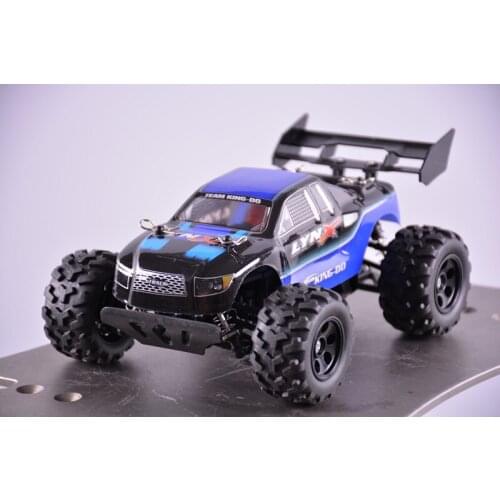 4WD 1:24 Electric radio control car High-strength nylon material Powerful motor