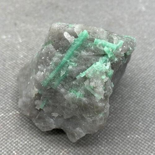Natural verde esmeralda mineral gema-grau cristal espécimes pedras e cristais de quartzo cristais de china 8