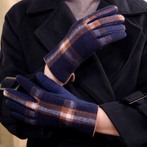 Womens Autumn Winter Plaid Thicken Cashmere Wool Gloves Ladys Fashion Elegant Woolen Plus Velvet Faux Fur Driving Warmer Glove