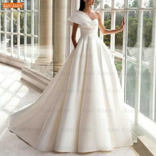 Simple Satin A Line Wedding Dresses White 2021 One Shoulder Robe De Mariée Pleat Abito Da Sposa Princess Bridal Gown For Women