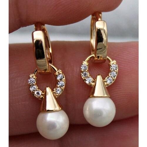 Round White Pearl Huggie Earrings New Trendy Cone Shape Gold Color Hoop With Rhinestone Inlaid Luxury Jewelry For Party Wedding