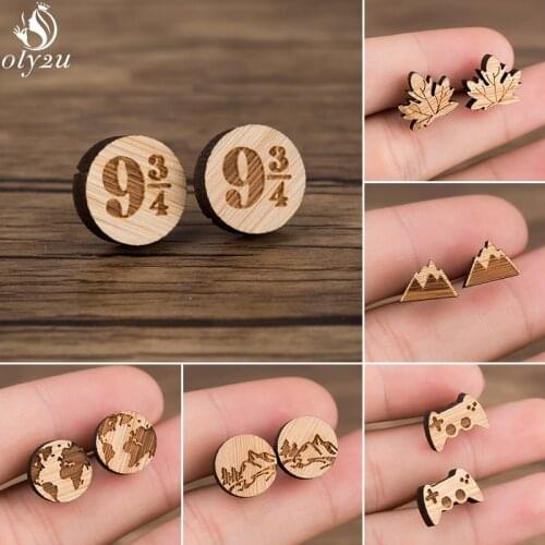 Vintage Bohemian Small Wood Earrings for Women Girls Cute Engraved Leaf Mountain World Map Earings Piercing Jewelry Wholesale