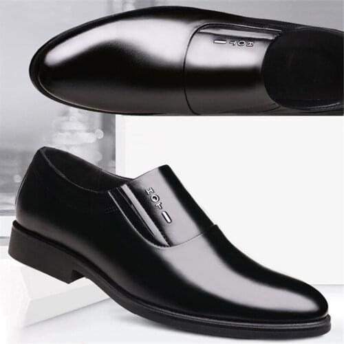 Casual Mens soft Leather Slip-On Fashion Loafers Mens Driving Oxfords Metal Flats Moccasins Man Business Boat Shoes