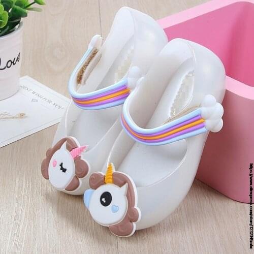 Childrens hole shoes summer boy baby soft-soled beach shoes baby girls fashion soft childrens sandals slippers