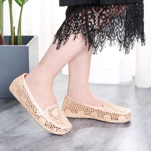 Women Cute Light Weight White Floral Hollow Out Slip on Loafers Lady Casual Sweet Comfort Flat Shoes Zapatos NVX418
