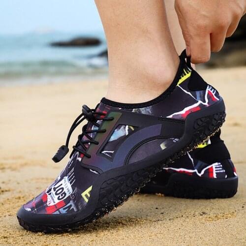 Big Swimming Shoes Men Sneakers Summer Barefoot Sea Beach Surfing Water Sports Aqua Shoes Wading Slippers Zapatillas De Natacion