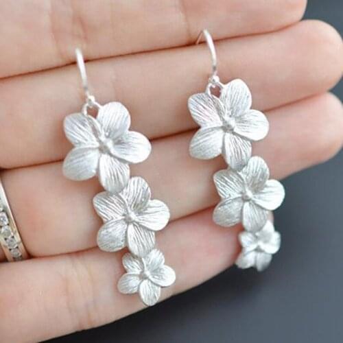 Finger fire Simple 925 Sterling Silver small white flower shape pendant engagement anniversary Earrings