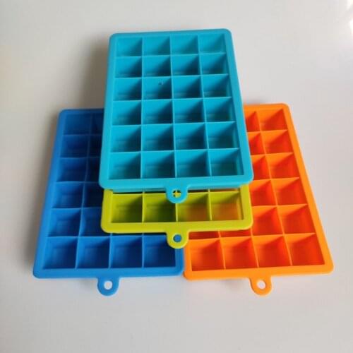 1PC 24 Grids Silicone Ice Cube Tray Molds Square Shape Ice Cube Maker Fruit Popsicle Ice Cream Mold for Wine Bar Drinking XB 010
