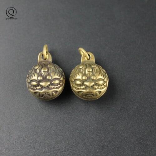 Chinese Style Exorcism Bell Pendants Brass PIXIU Face Car Keychains Charm Women Bag Hanging Jewelry Pet Dogs Cats Decoration