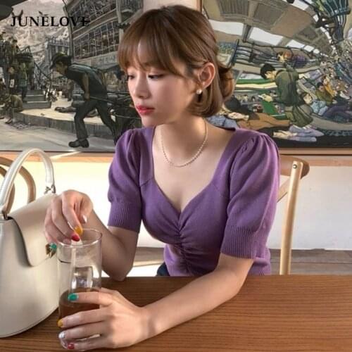 JuneLove Knitted Women Short Sleeve T Shirts Summer 2020 Retro V-Neck Puff Sleeve Tees Vintage Korean Pleated Ladies Elastic Top
