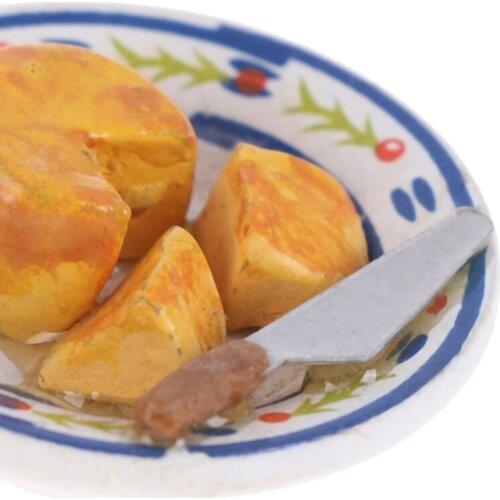 Hot Sale 1 Pc 1:12 Dollhouse Miniatures Food Cheese Cake Plate Model Doll House Kitchen Decor 3.3*1.2cm