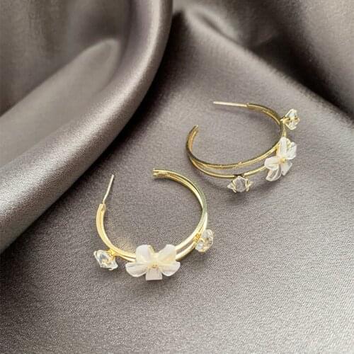 Wholesale 5 Pairs Flower Earrings Round Hoop Earrings Elegant Jewelry Women Jewelry Earrings handmade glue flower earrings