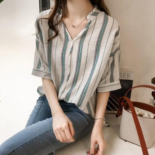 Summer New Women Shirt Chic Loose Bat Sleeve V-neck Striped Short Sleeve Blouse Female Leisure Fashion Korean Top Clothes H9005