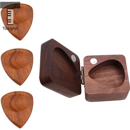 Guitar Pick Plectrum Wood Box+3pcs Wooden Guitar Pick for Guitar Lover Musical Gift