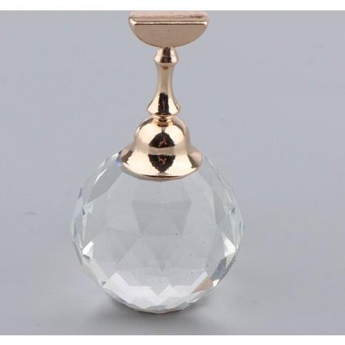 Exquisite Detachable Magnetic Nail Art Tips Holder Crystal Gel Nails Display