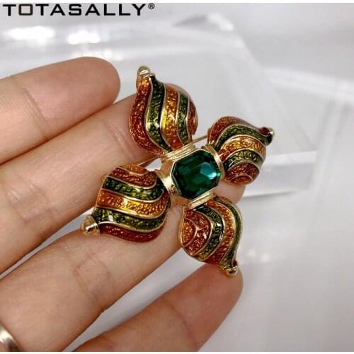 TOTASALLY New Hot Enamel Womens Pin Brooches Royal Green Stone Pins Holder for Scarf Brincos Bijoux Dropship