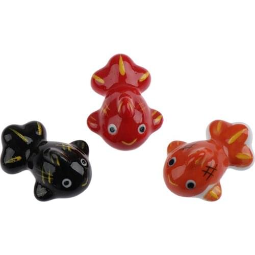 1pc Ceramic Chopsticks Cartoon Holder Rack Fish Chopsticks Holders
