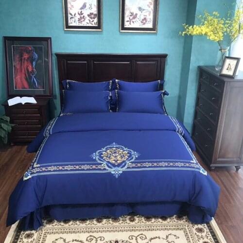 80S Egyptian cotton Luxury Embroidery Wedding Bedding Set 4pcs Queen King Duvet cover bed sheet set Pillowcase blue Hotel bed