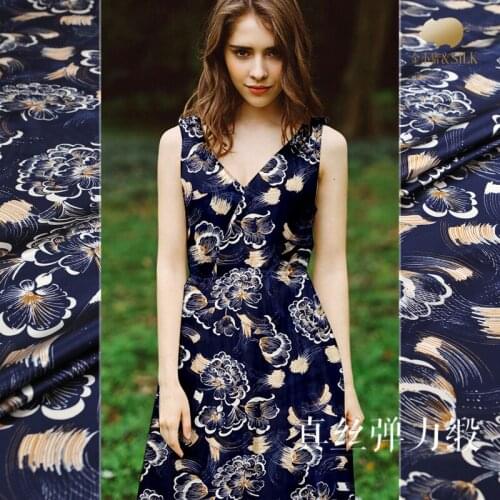 1.35 meter x 1 meter Japanese Style Print Elastic Satin Wide Silk Fabric Dress
