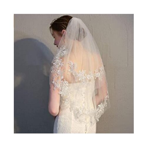 Brinote Lace Appliqued Bride Wedding Veil with Comb 2-Tier Short Waist Length Bridal Veils Soft Tulle Hair Accessories for Bride
