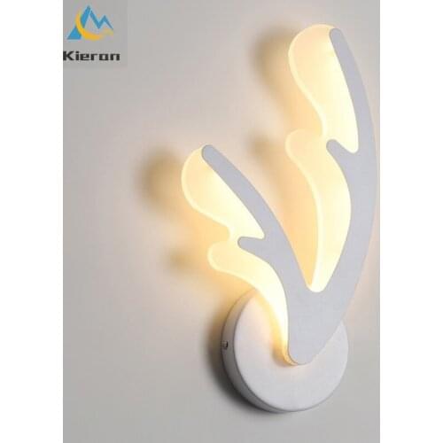 Modern Minimalist High-light Acrylic LED Wall Lamps Bathroom Living Room Bedroom Bedside Light Beautiful Petal Room Decor Lights