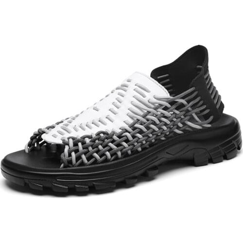 Men Sandals Fashion Soft Comfortable Durable Non-Slip Lightweight Slip-on Male Flip Flops 2021 New Brands Luxury Designers 38-45