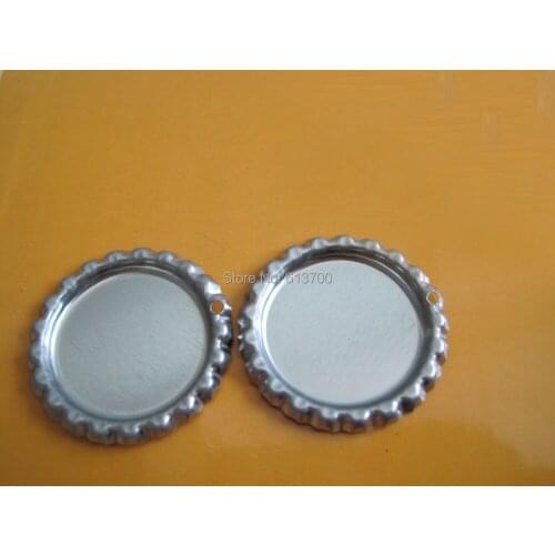 Free Shipping 500 Pcs/Lot Sliver Both Side Colored Flattened Bottle Caps Flat Dome Bottlecap For DIY Crafts & Jewelry With Hole