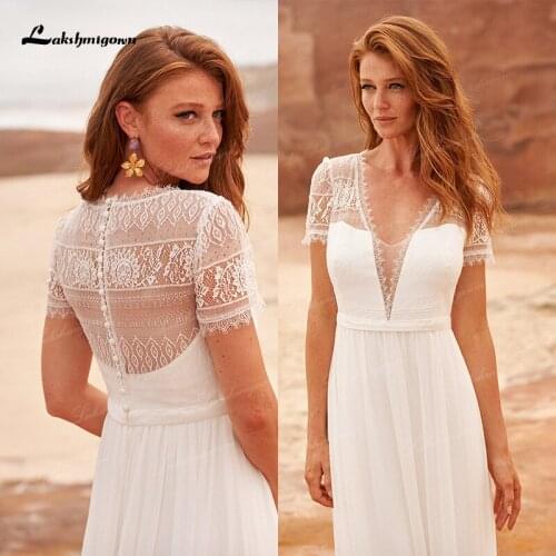 2021 Elegant Lace Beach Wedding Dresses Plus Size Simple Bride Gown with Short Sleeves Custom Made vestido de novia V Neck