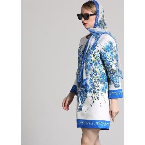 Designer Jacquard Autumn Winter Fashion Scarf Floral Porcelain Print High Quality Beading Women Coat