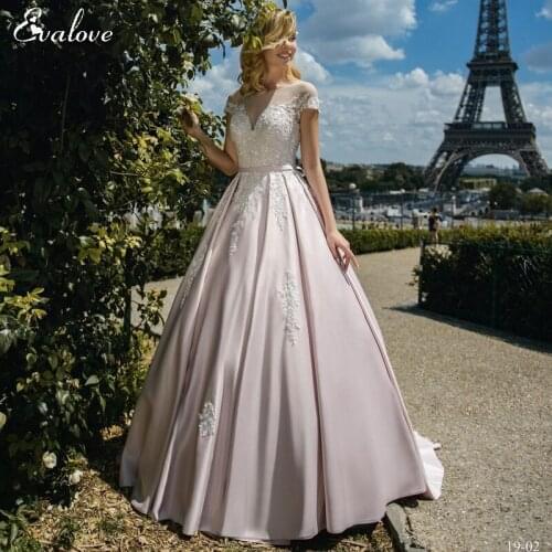 EVALOVE Elegant Scoop Neck Backless Satin A-Line Wedding Dresses Gorgeous Cap Sleeve Appliques Court Train Princess Bridal Gown