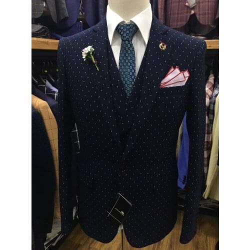 2018 New formal men suits for wedding Slim Fit three piece suits men Tuxedo Groom Groomsman smoking latest coat pant designs